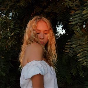 Meet your Posher, Analisa